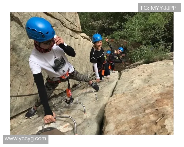 重庆极限运动队的团队协作探索与挑战精神的完美结合